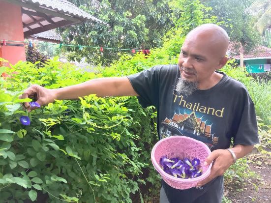 Warga Pangandaran Berhasil...