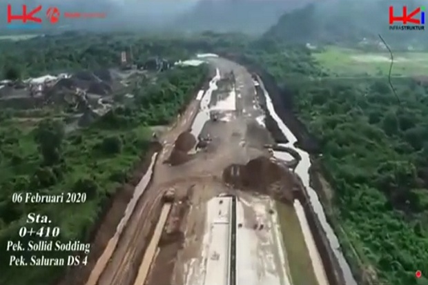 Aparat Kejaksaan Mulai...