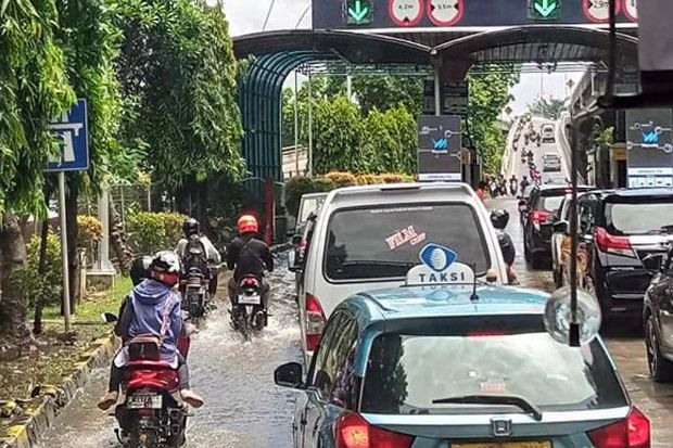 Akses Jalan Yos Sudarso...