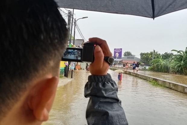 Diguyur Hujan Sejak...