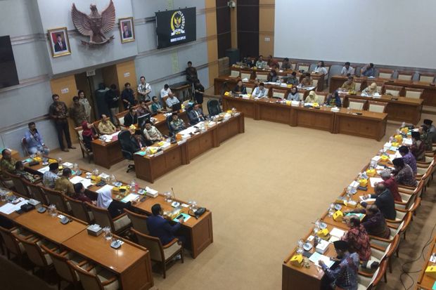 Menag Akui Masalah Rumah...