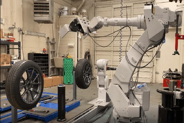 Pakai Tenaga Robot,...
