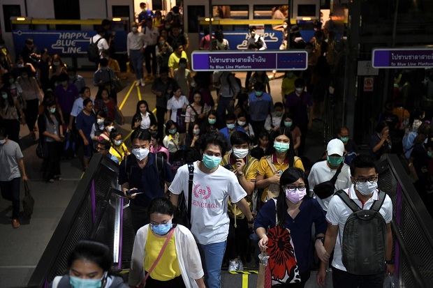 Thailand Laporkan Tiga...