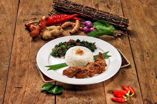 Kembangkan Bisnis Kuliner,...