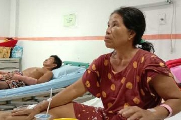 Masang Jerat Babi di...