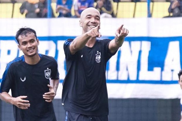 Hadapi Persipura, PSIS...