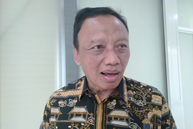 Moratorium Umrah, Politikus...