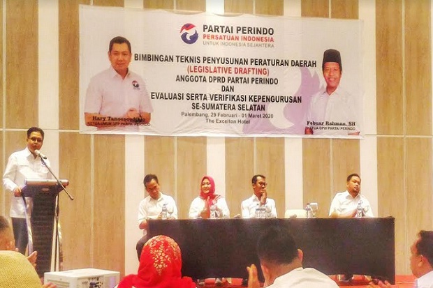 Partai Perindo Targetkan...