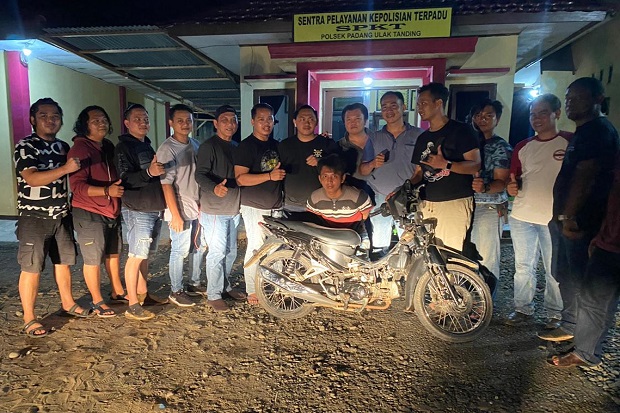 Kabur ke Bengkulu, Pembunuh...
