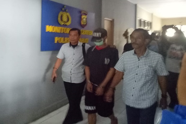 Gunakan Ineks di Karaoke...