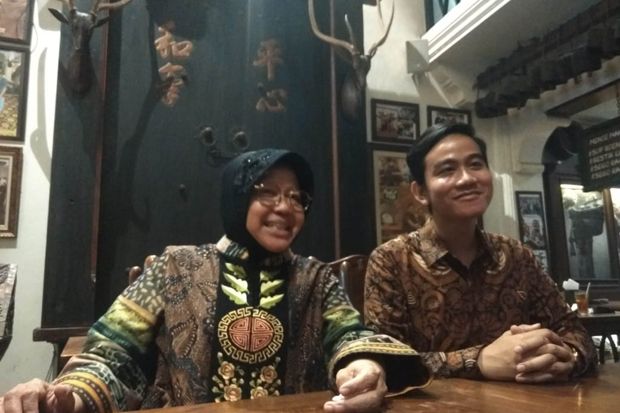 Berguru dengan Risma,...