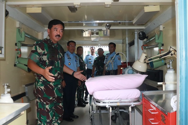 Panglima TNI Tinjau...