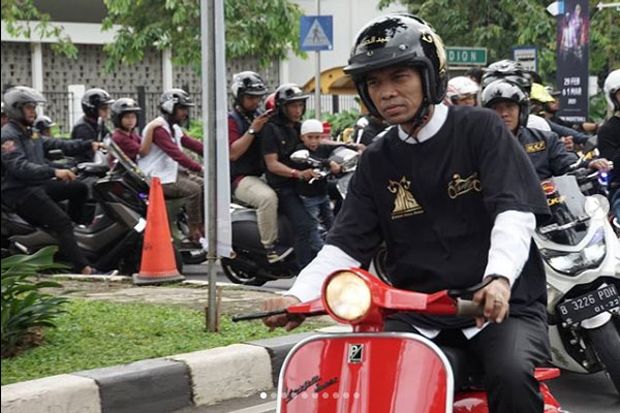 UAS: Vespa yang Mogok,...