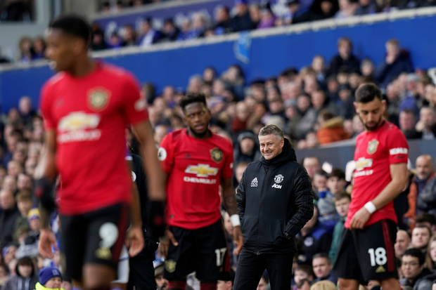 Solskjaer Dukung Rooney...
