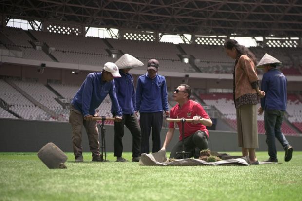 Inspeksi ke GBK, Ketum...