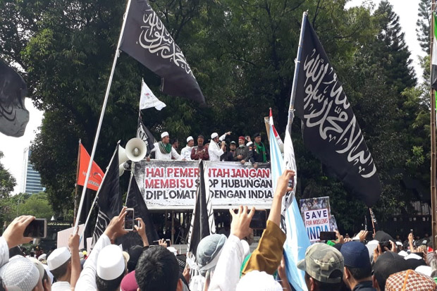Aksi Protes di Kedubes...