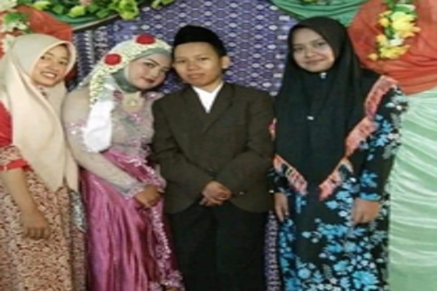 Penampakan Pengantin...