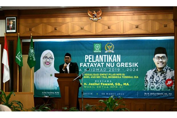 Bendung Ideologi Radikal,...