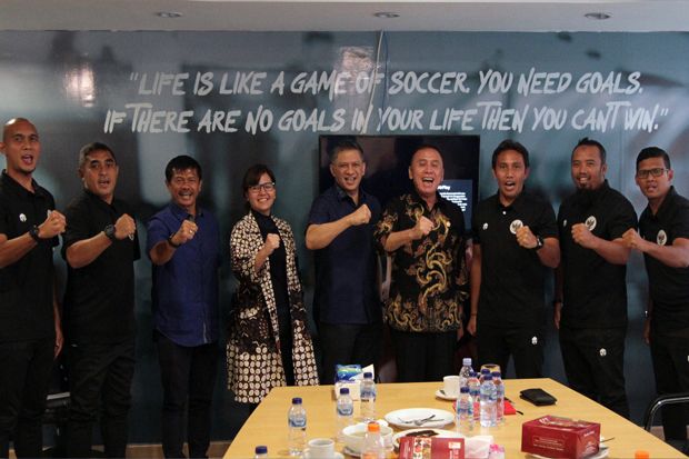Ketum PSSI Terkesan...