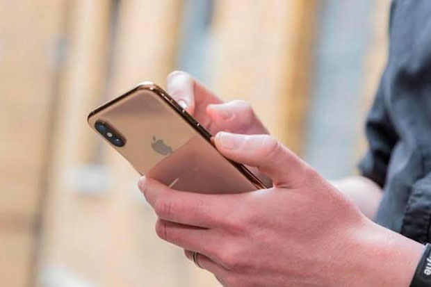Apple Izinkan Perangkatnya...