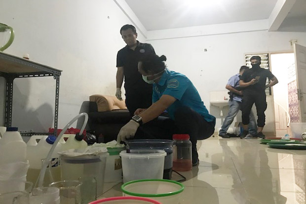 BNN Gerebek Rumah Pembuatan...