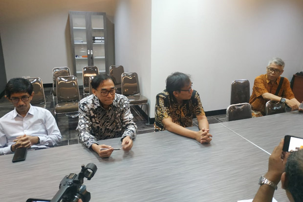 Pecah Blanko Picu Demo...