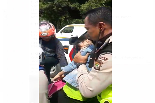 Anggota Polantas Selamatkan...