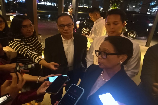 Menlu Retno Benarkan...