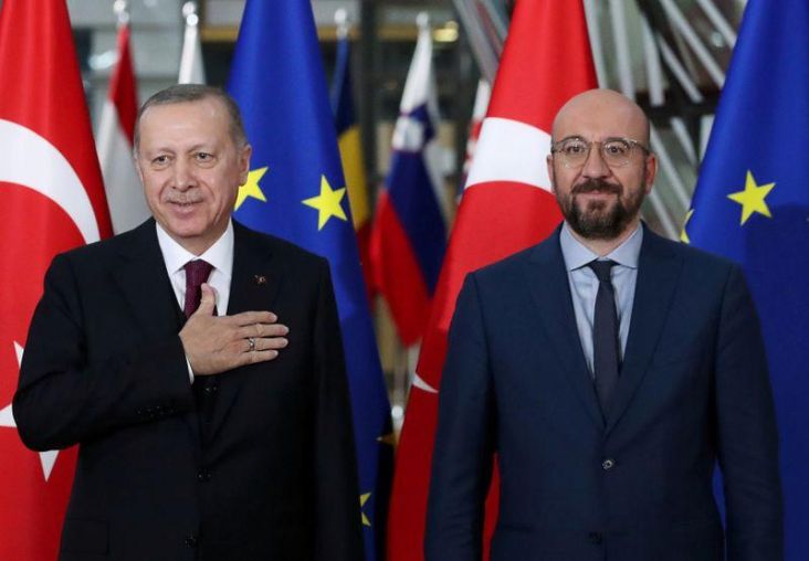 Turki Abaikan Tekanan...