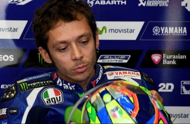 Valentino Rossi Terisolasi...