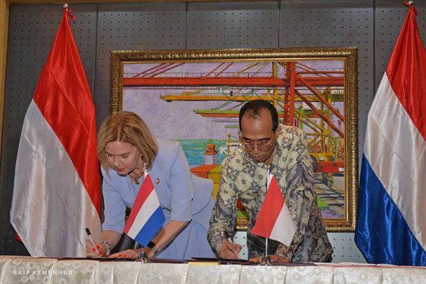 Indonesia Tawarkan Belanda...