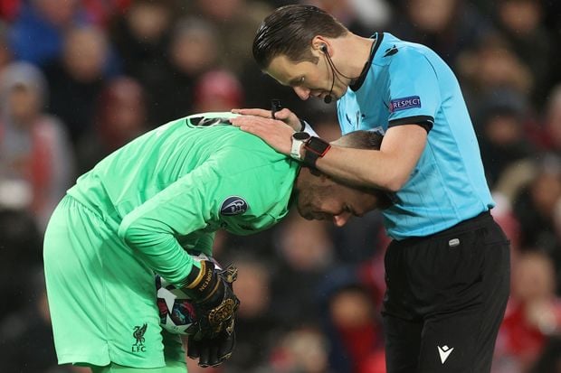 Klopp: Keputusan Adrian...