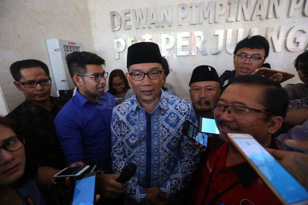 Ridwan Kamil: Bahan...