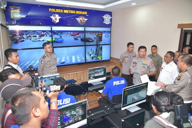 Bekasi Uji Coba Tilang...