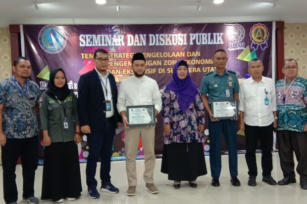 Seminar di UMSU Medan,...