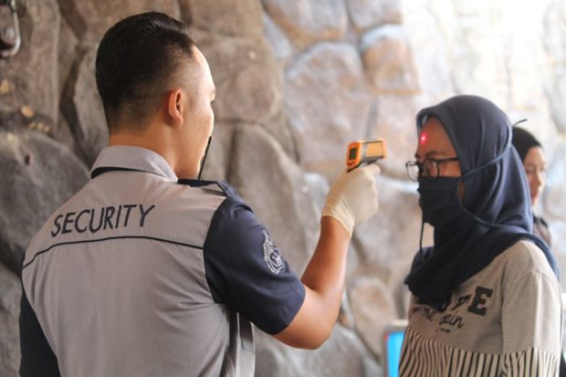 Cegah Penyebaran Corona,...