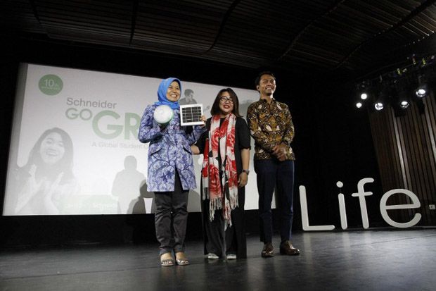 Schneider Electric Ajak...