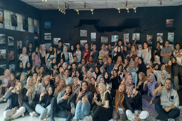 200 Foto Karya Mahasiswa...