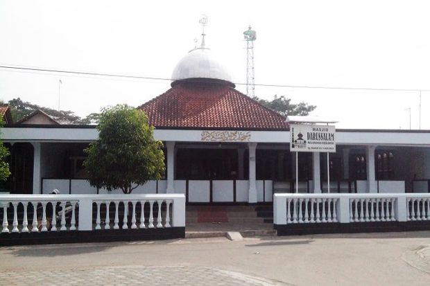 Sejarah Masjid Darussalam...