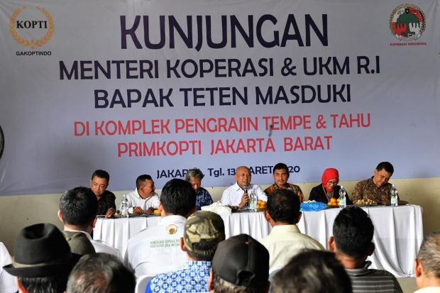 Pengrajin Tempe dan...