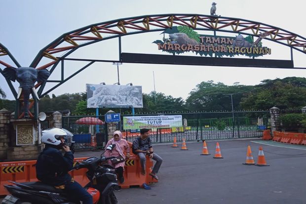 Pengelola Ragunan: Lokasi...