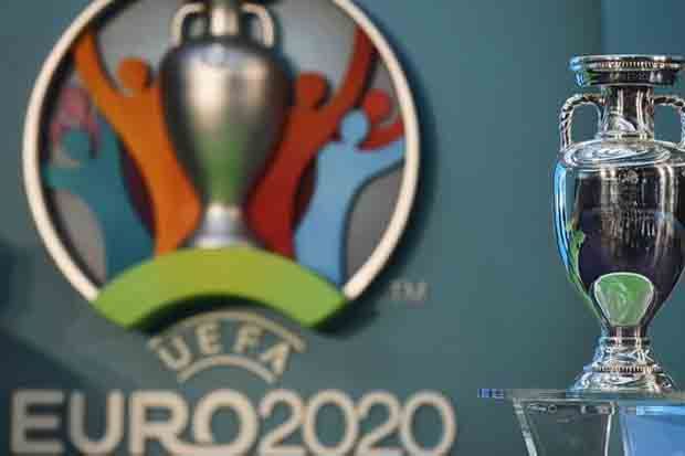 Breaking News : Piala...