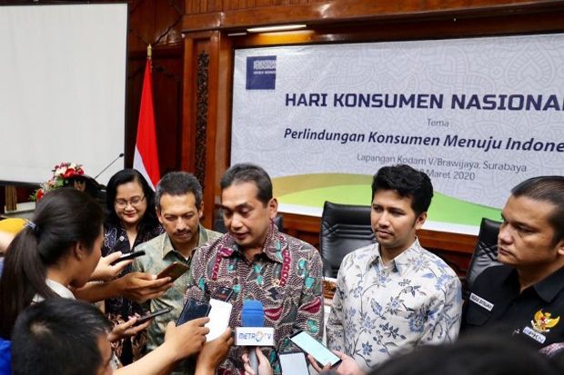 Hambat Penyebaran Covid...