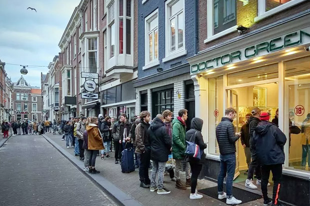 Belanda di Lockdown,...