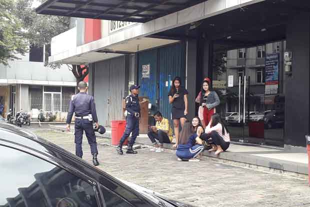 Cegah Corona, Puluhan...