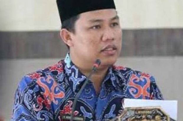 Bupati Lamandau Hendra...
