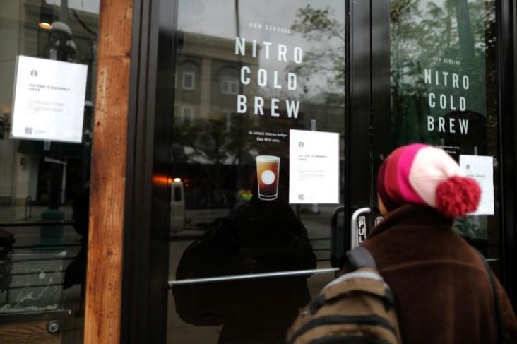 Starbucks Tutup Hampir...
