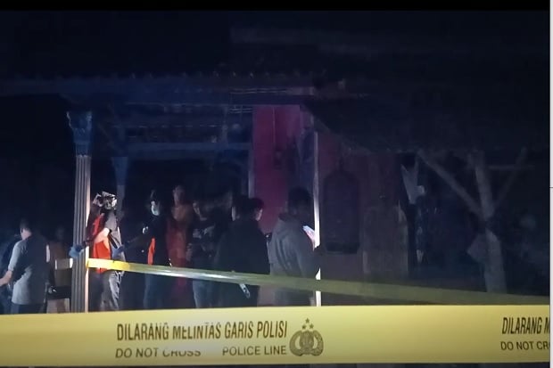 Pabrik Petasan Meledak,...