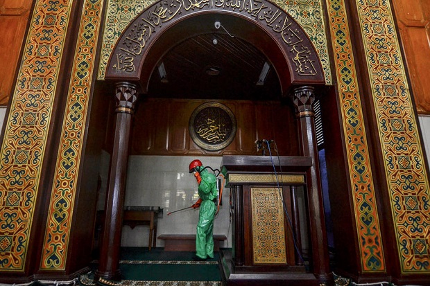 Sajadah Bisa Tularkan...
