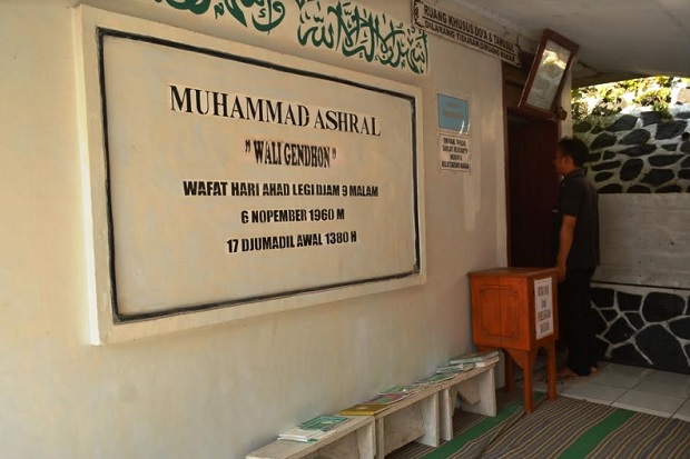 Karomah Wali Gendhon,...
